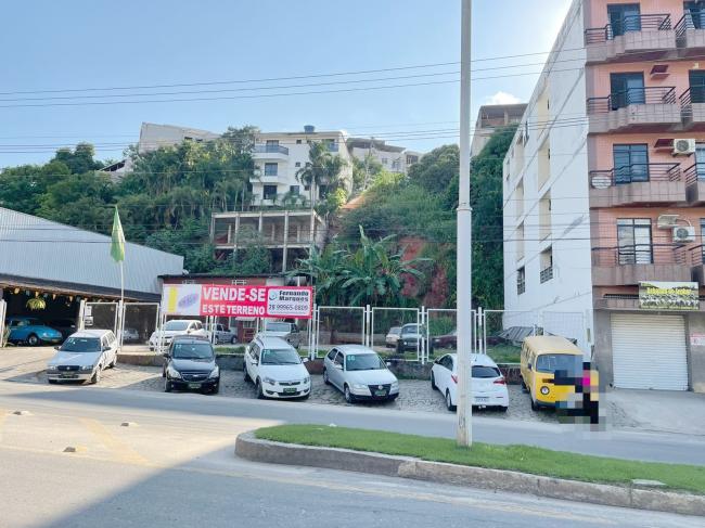 Terreno Urbano à Venda